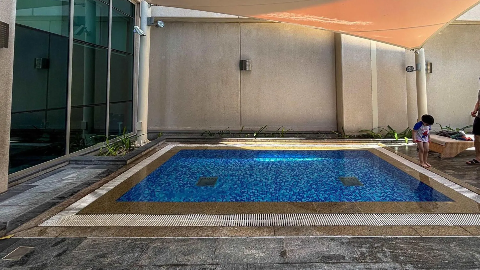 Frank Porter - Boulevard Central Tower 1 Dubai